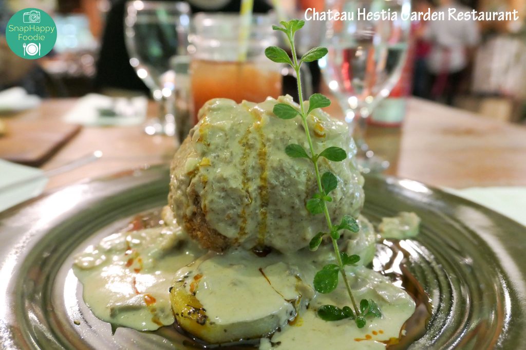 Chateau Hestia Garden Restaurant & Deli Shop