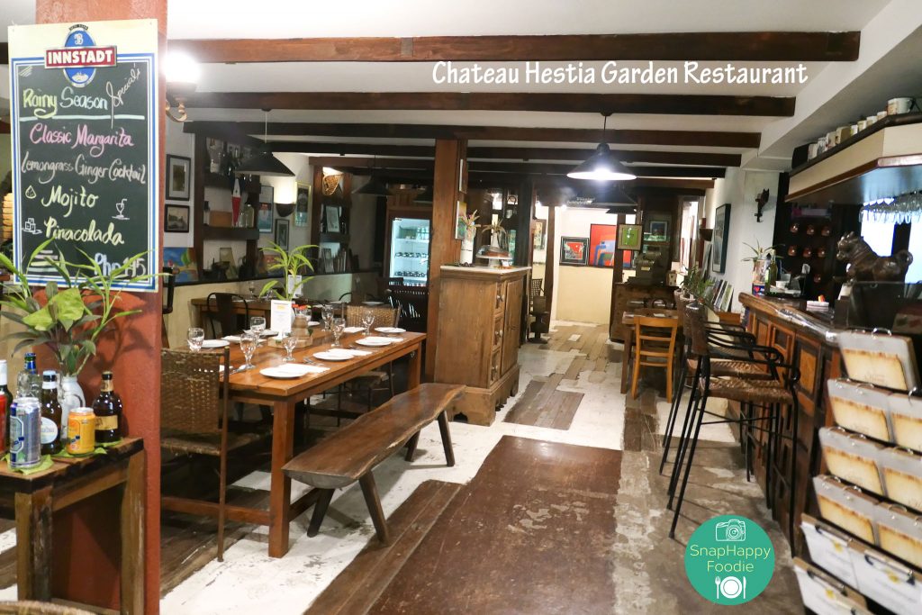 Chateau Hestia Garden Restaurant & Deli Shop 