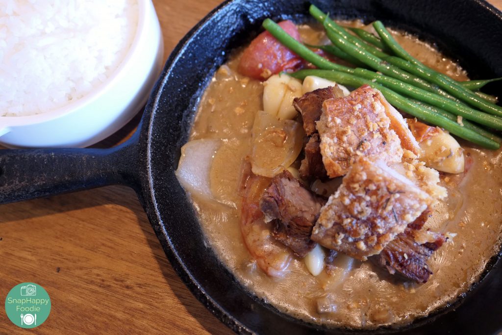 Cafe Dominique Sizzling Sinigang